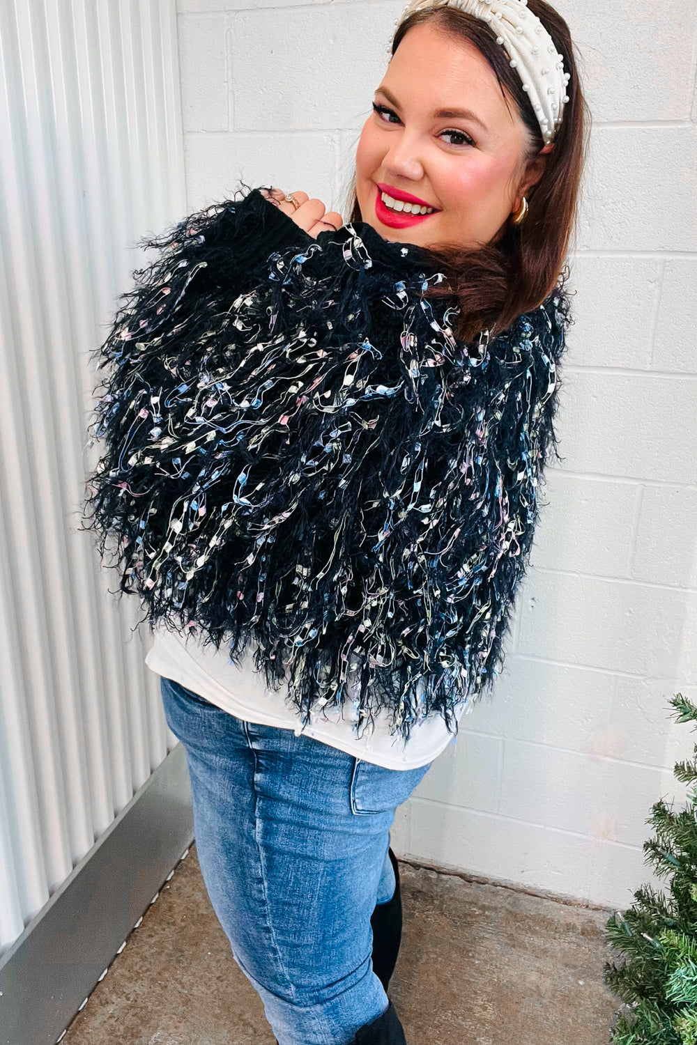 DAZZLING FUZZY FRING KNIT CARDIGAN