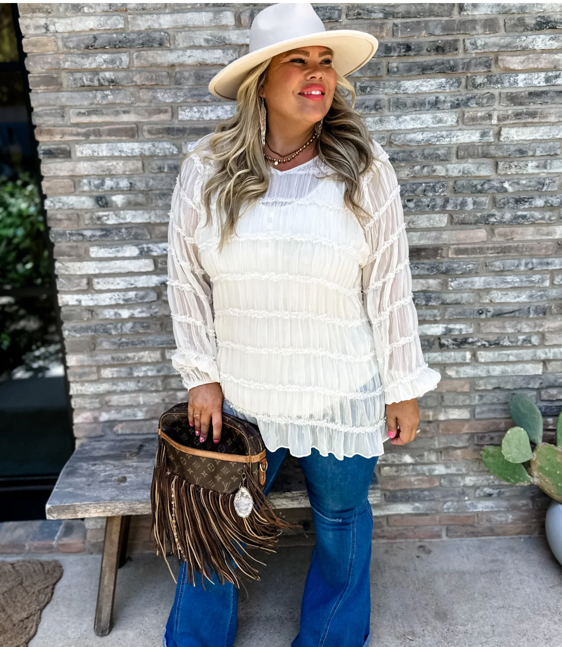 AMELIA LACE TOP