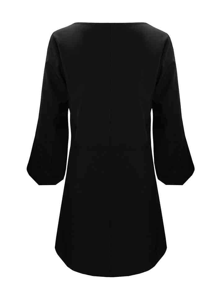 CUTOUT LONG SLEEVE ROUND NECK DRESS