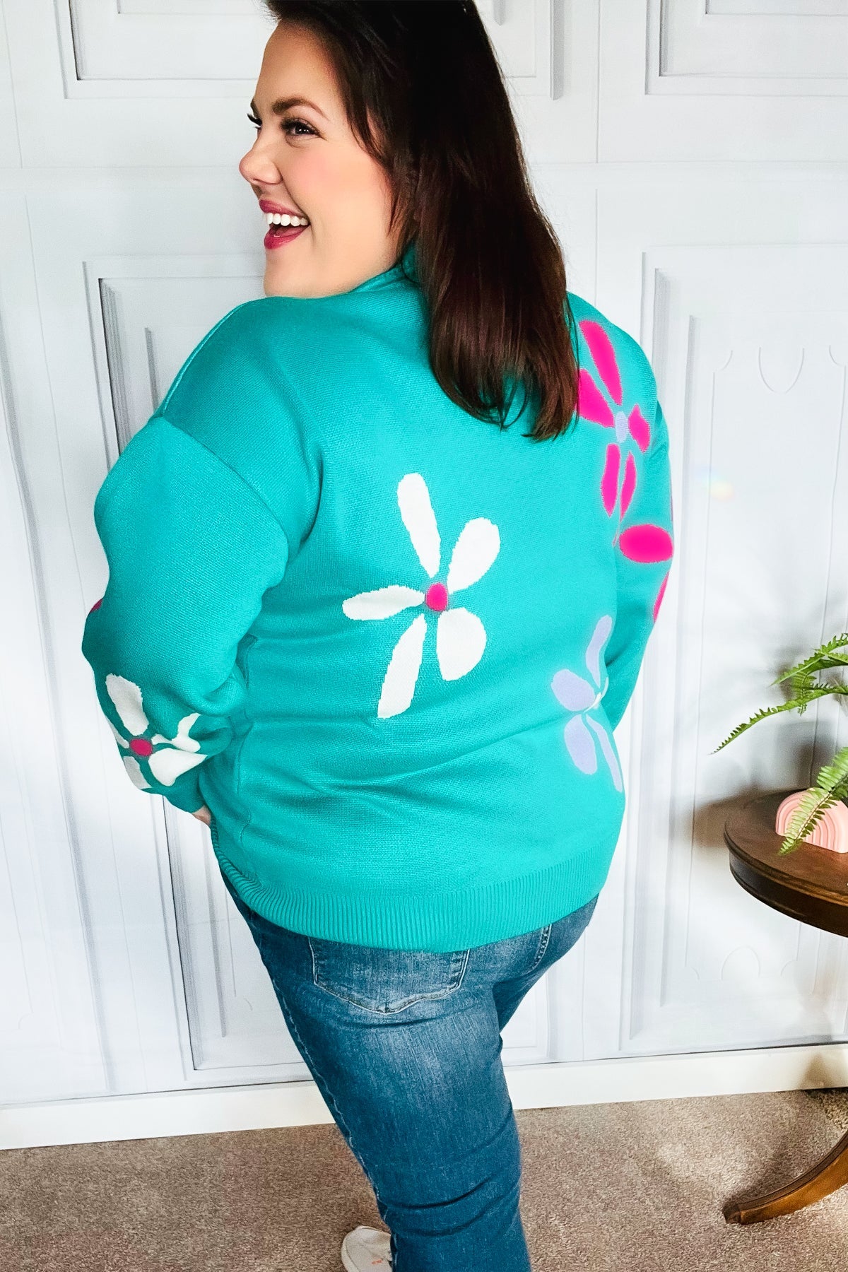 DAISY FLOWER PULLOVER SWEATER