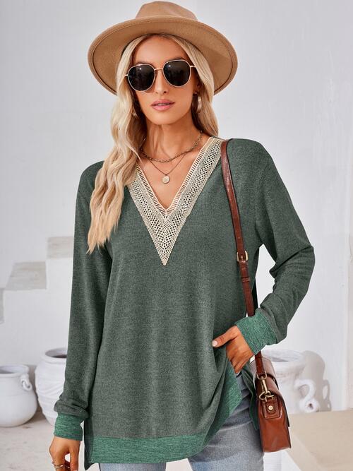 CROCHET V-NECK LONG SLEEVE SLIT T-SHIRT