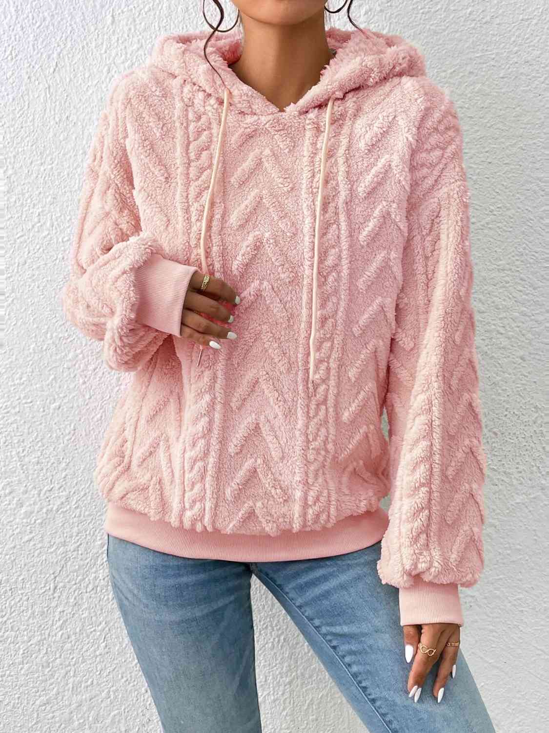 CABLE KNIT LONG SLEEVE HOODIE