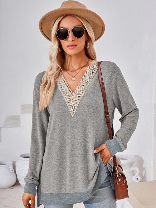 CROCHET V-NECK LONG SLEEVE SLIT T-SHIRT