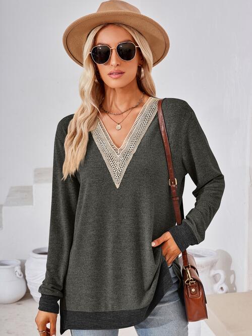 CROCHET V-NECK LONG SLEEVE SLIT T-SHIRT