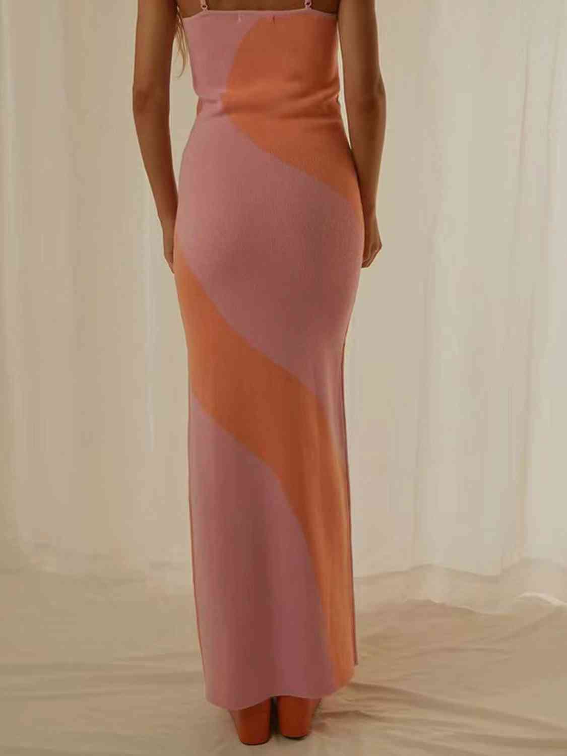 COLOR BLOCK SWEATER MAXI DRESS