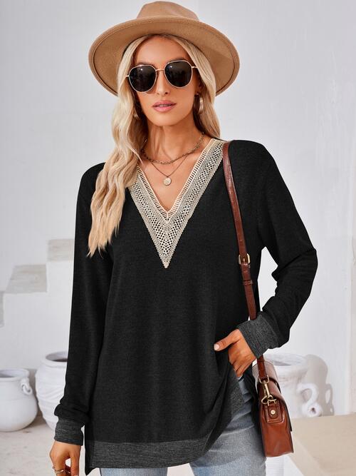 CROCHET V-NECK LONG SLEEVE SLIT T-SHIRT