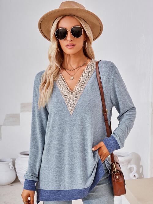 CROCHET V-NECK LONG SLEEVE SLIT T-SHIRT